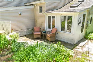 18 Thurston Dr, Monmouth, ME 04259 - Photo 5