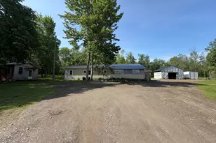 199 Dunn Rd, Dexter, ME 04930 - Photo 5