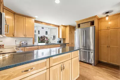 23 Portland Street, Yarmouth, ME 04096 - Photo 17