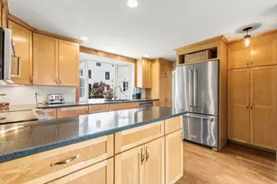 23 Portland St, Yarmouth, ME 04096 - Photo 17