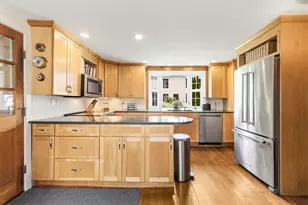 23 Portland St, Yarmouth, ME 04096 - Photo 15