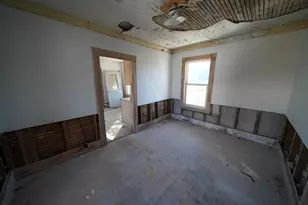59 Military St, Houlton, ME 04730 - Photo 11
