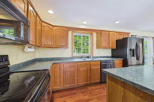 91 Cotton Rd, Lewiston, ME 04240 - Photo 11