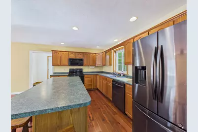 91 Cotton Road, Lewiston, ME 04240 - Photo 9