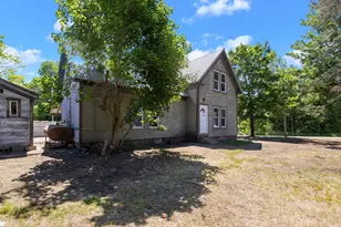 23 Pioneer St, West Paris, ME 04289 - Photo 3