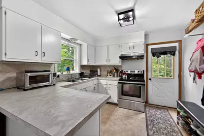 29 Smiley Avenue, Winslow, ME 04901 - Photo 5