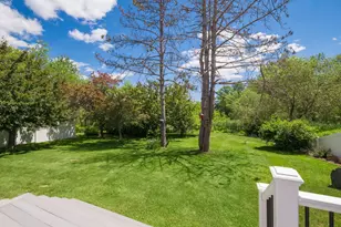 263 Long Sands Rd, York, ME 03909 - Photo 9