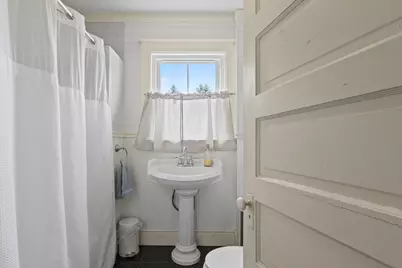 24 Grandview Avenue, South Portland, ME 04106 - Photo 23