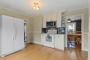 24 Grandview Ave, South Portland, ME 04106 - Photo 5