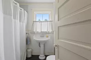 24 Grandview Ave, South Portland, ME 04106 - Photo 23