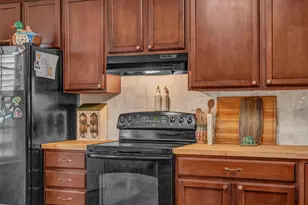 79 Greenwood Ave, Warren, ME 04864 - Photo 5