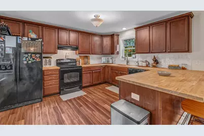 79 Greenwood Avenue, Warren, ME 04864 - Photo 3