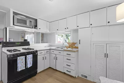 2 Cherry Lane, Kittery, ME 03904 - Photo 5