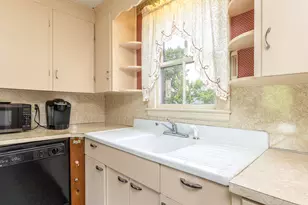 54 Mitchell Rd, South Portland, ME 04106 - Photo 3