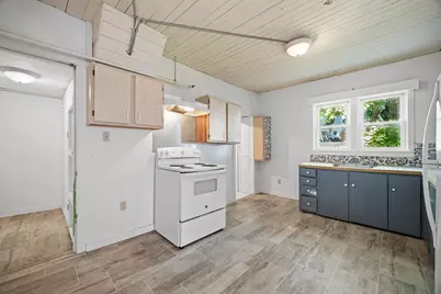 22 Rockland Street, Rockland, ME 04841 - Photo 23