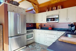 42 High St, Vinalhaven, ME 04863 - Photo 9