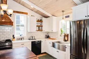 17 Green St, Dover Foxcroft, ME 04426 - Photo 11