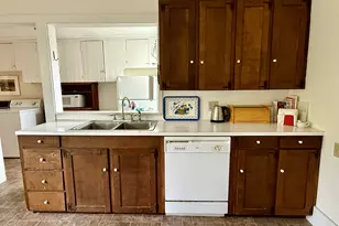 16 Brighton Ave, Vinalhaven, ME 04863 - Photo 15