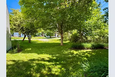 16 Brighton Avenue, Vinalhaven, ME 04863 - Photo 7