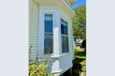 16 Brighton Avenue, Vinalhaven, ME 04863 - Photo 3