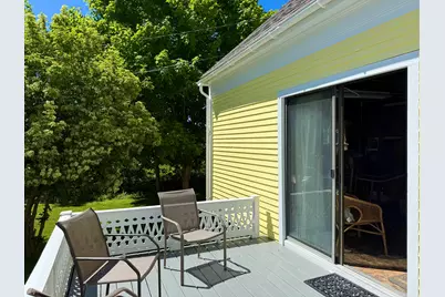 16 Brighton Avenue, Vinalhaven, ME 04863 - Photo 3