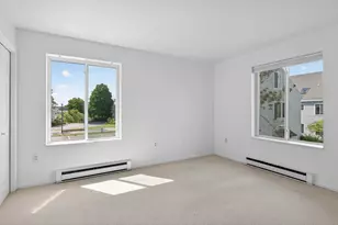 18 Ocean St, South Portland, ME 04106 - Photo 21