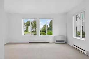 18 Ocean St, South Portland, ME 04106 - Photo 9