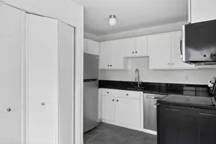 18 Ocean St, South Portland, ME 04106 - Photo 13