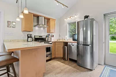 14 Holly Street, Portland, ME 04103 - Photo 57