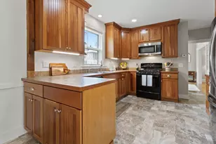 14 Holly St, Portland, ME 04103 - Photo 21