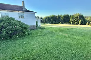 982 Main St, Grand Isle, ME 04746 - Photo 15
