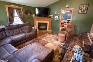 336 Bates St, Millinocket, ME 04462 - Photo 11
