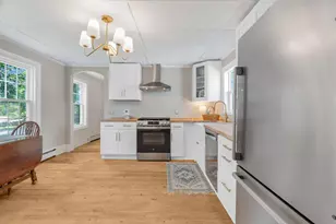 17 Green St, Thomaston, ME 04861 - Photo 17