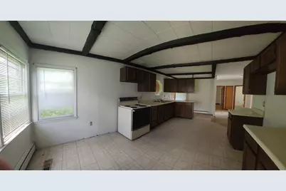 388 Aroostook Avenue, Millinocket, ME 04462 - Photo 5