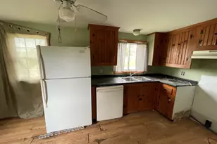200 Free St, Dexter, ME 04930 - Photo 5