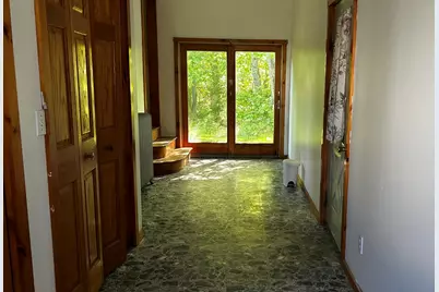 28 Denise Avenue, Oakland, ME 04963 - Photo 3
