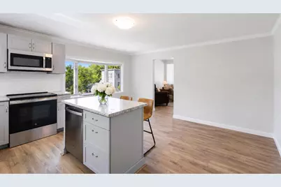 31 Dill Street, Lewiston, ME 04240 - Photo 5