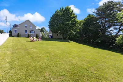 31 Dill Street, Lewiston, ME 04240 - Photo 3