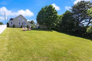 31 Dill St, Lewiston, ME 04240 - Photo 3