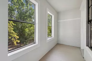 37 Union St, Lewiston, ME 04240 - Photo 15