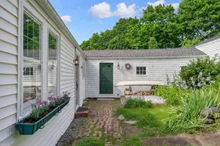 27 Pleasant St, Wiscasset, ME 04578 - Photo 5