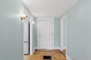 27 Pleasant St, Wiscasset, ME 04578 - Photo 25