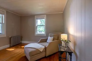 6 Thomas St, Camden, ME 04843 - Photo 15