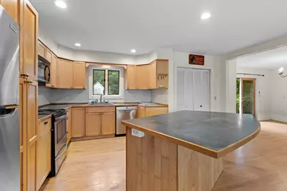 238 Brackett Avenue, Portland, ME 04108 - Photo 11