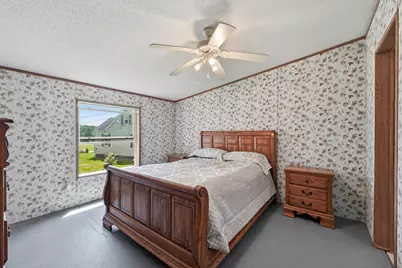 911 Main Street, Monmouth, ME 04259 - Photo 11