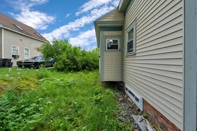 1 Cross Street, Richmond, ME 04357 - Photo 3