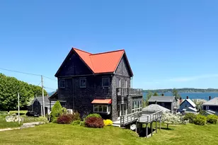 5 Franklin St, Eastport, ME 04631 - Photo 11