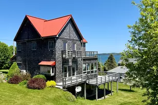 5 Franklin St, Eastport, ME 04631 - Photo 11