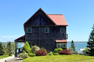 5 Franklin St, Eastport, ME 04631 - Photo 3