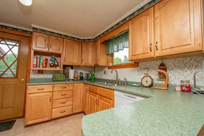 87 N North Dexter Road, Sangerville, ME 04479 - Photo 19